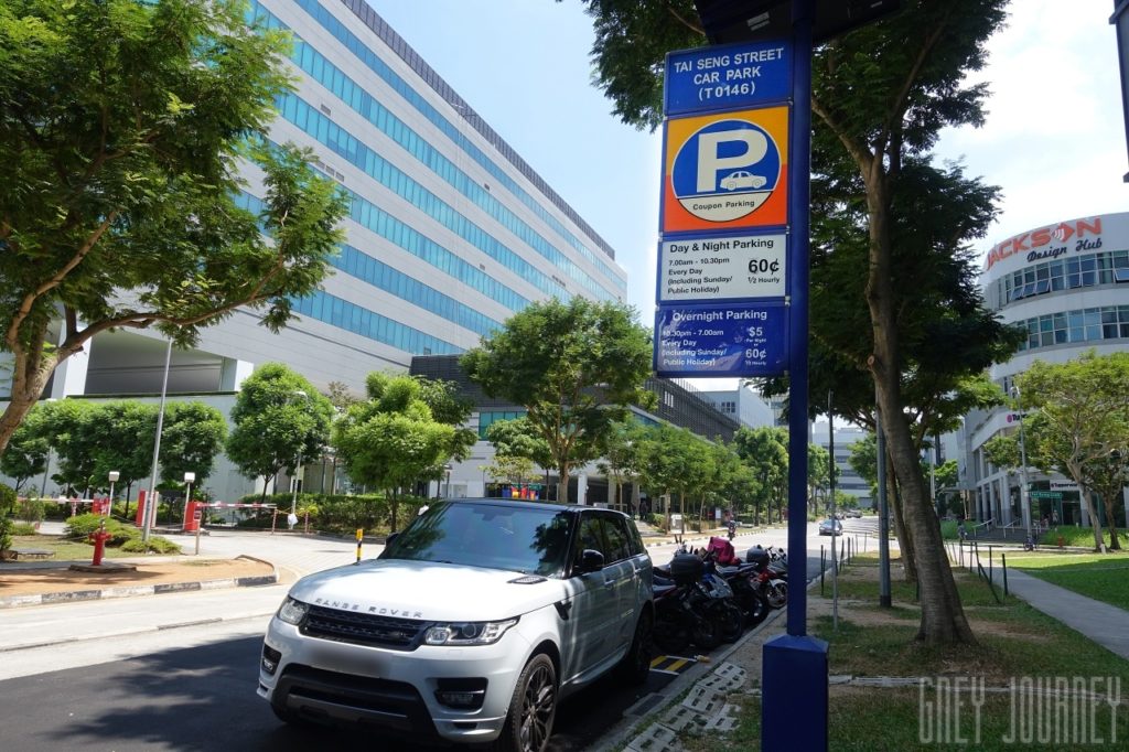シンガポールで免許を取得-Street Car Park