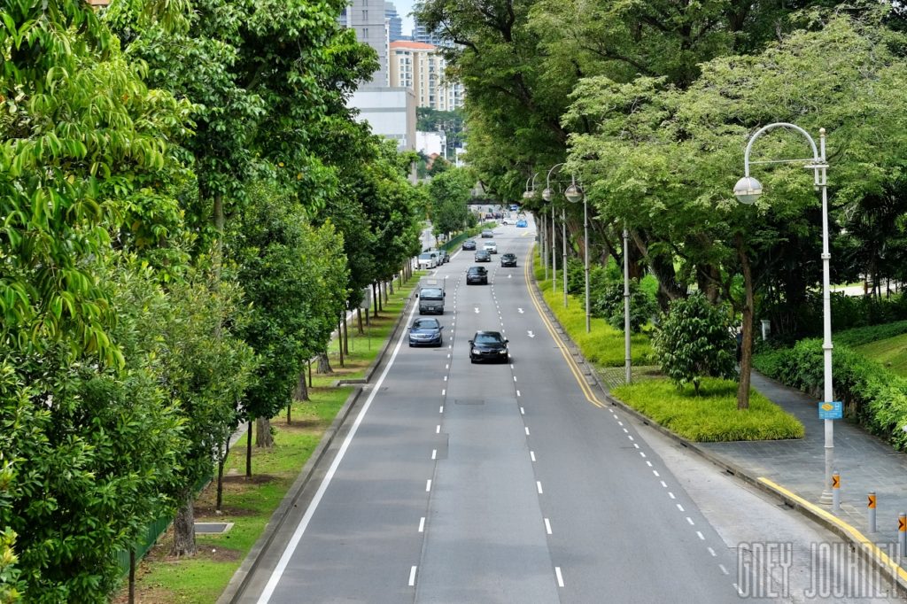 シンガポールで免許を取得-Road in Singapore