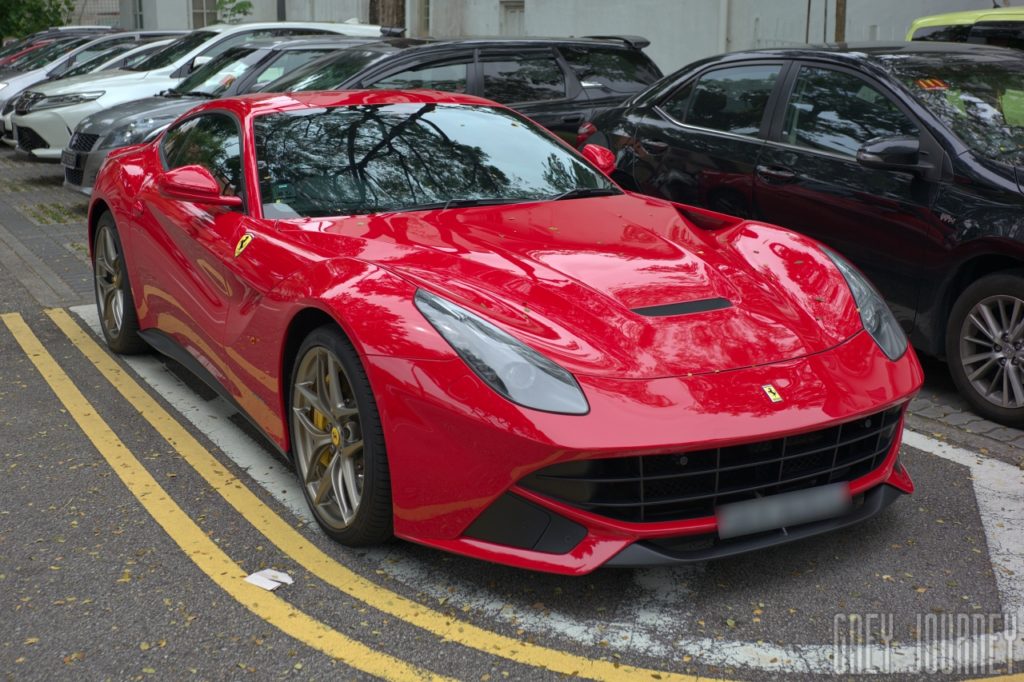 シンガポールで免許を取得-Ferrari