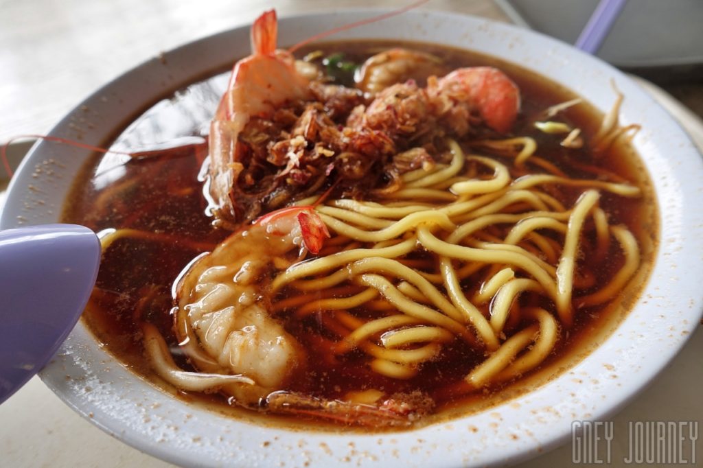 シンガポールの海老麺（プロウンヌードル）