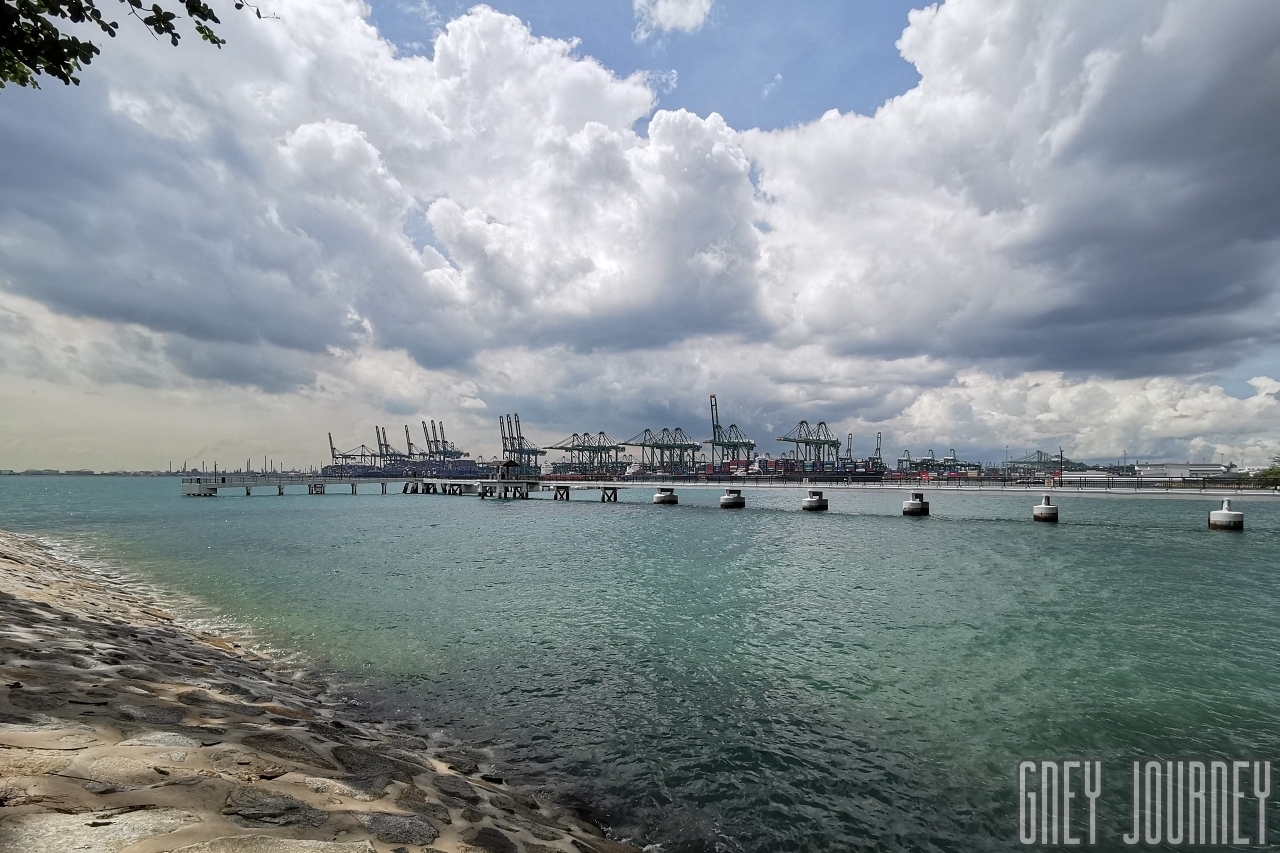 釣り桟橋 - ラブラドール公園