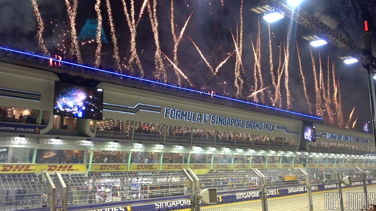 F1シンガポールGP-Fireworks