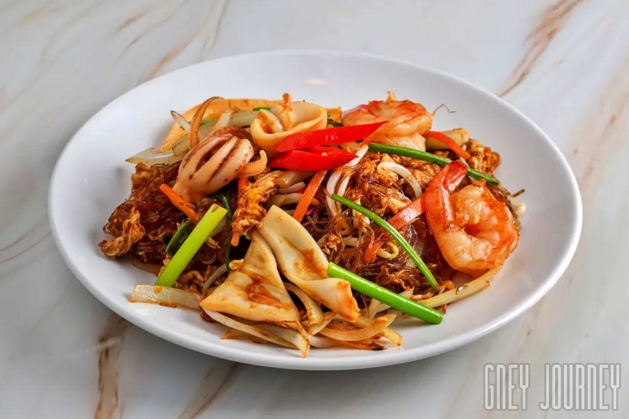 Phad Thai - 87 Just Thai