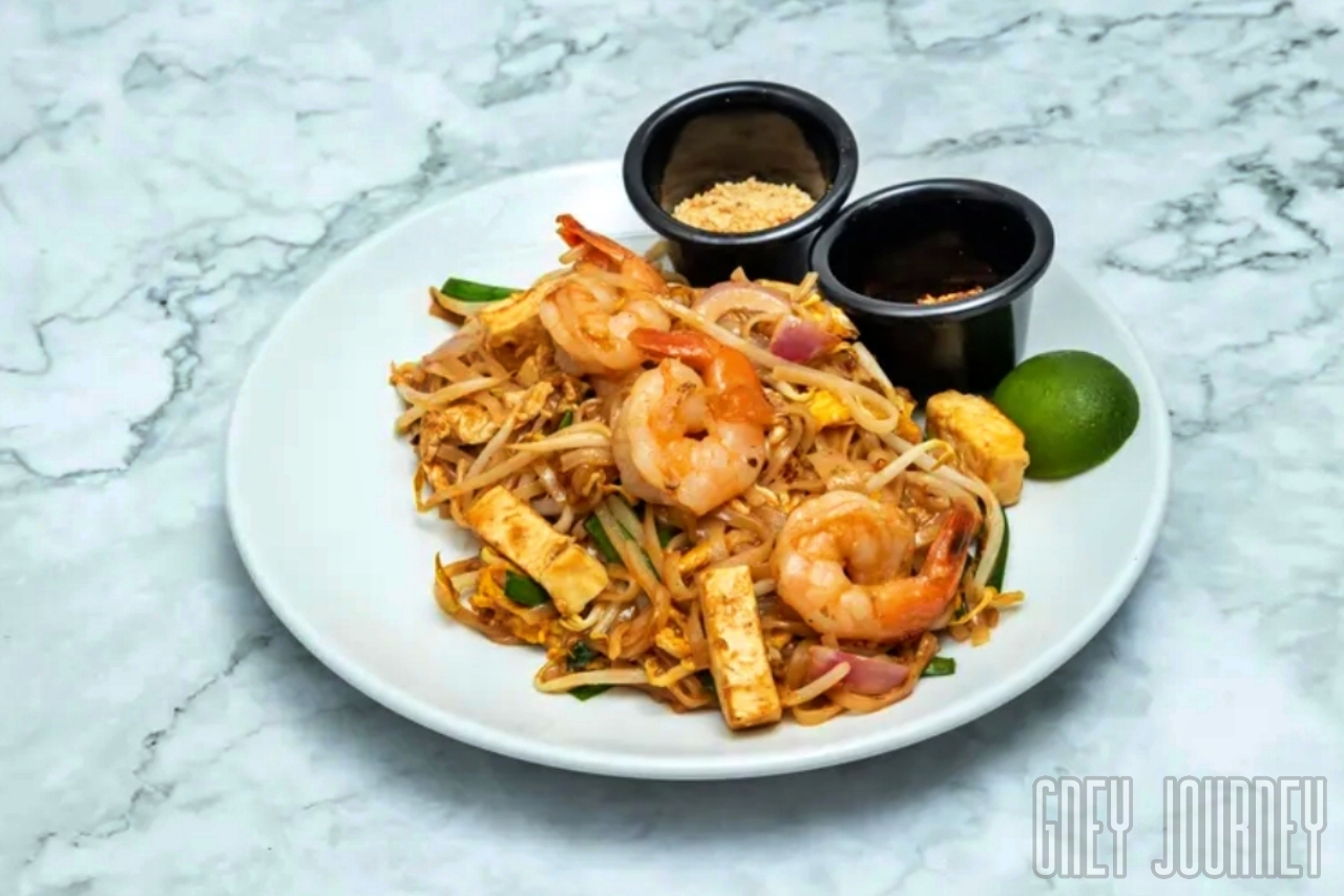 Phad Thai - 87 Just Thai