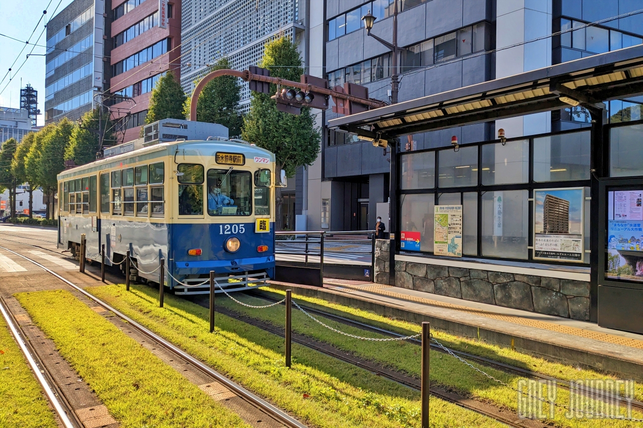 熊本の路面電車 - 交通機関